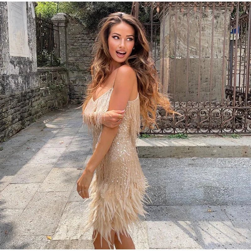 https://cdn.shopify.com/s/files/1/0811/5545/7372/files/Bambi-jurk-Stijlvolle-cocktailjurk-Boetiek-Moda-6.jpg?v=1746171575