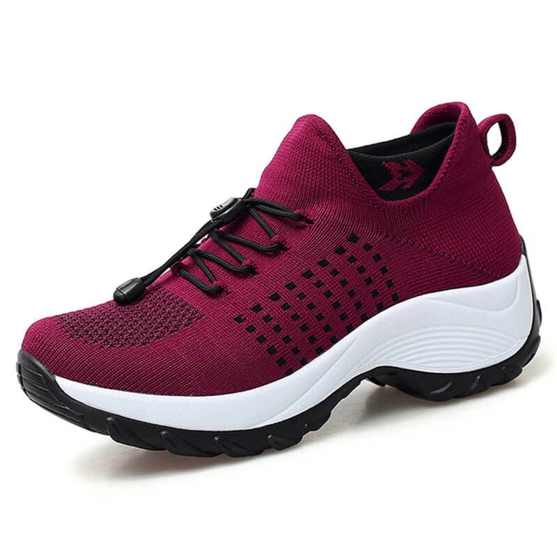 https://cdn.shopify.com/s/files/1/0868/7468/5776/files/ComfyStepsMelvaP3_1.jpg?v=1741133536