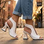 https://cdn.shopify.com/s/files/1/0790/1626/3909/files/Product_in_cuffed_jeans_202605102045_1.jpg?v=1778460517