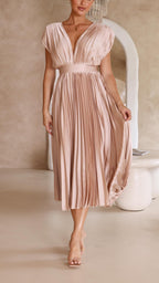 https://cdn.shopify.com/s/files/1/0868/7468/5776/files/TH01422-Champagne_1_5c139288-1b33-4ad6-8cb1-ca12c9209688.jpg?v=1741455567
