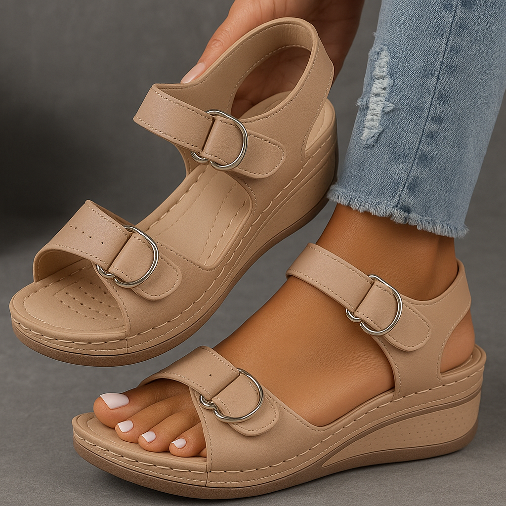 https://cdn.shopify.com/s/files/1/0868/7468/5776/files/ella_khaki.png?v=1748678273