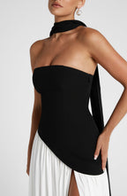 https://cdn.shopify.com/s/files/1/0811/5545/7372/files/maliyah-maxi-dress-black-white-dress-babyboo-fashion-1122207126.jpg?v=1747667034