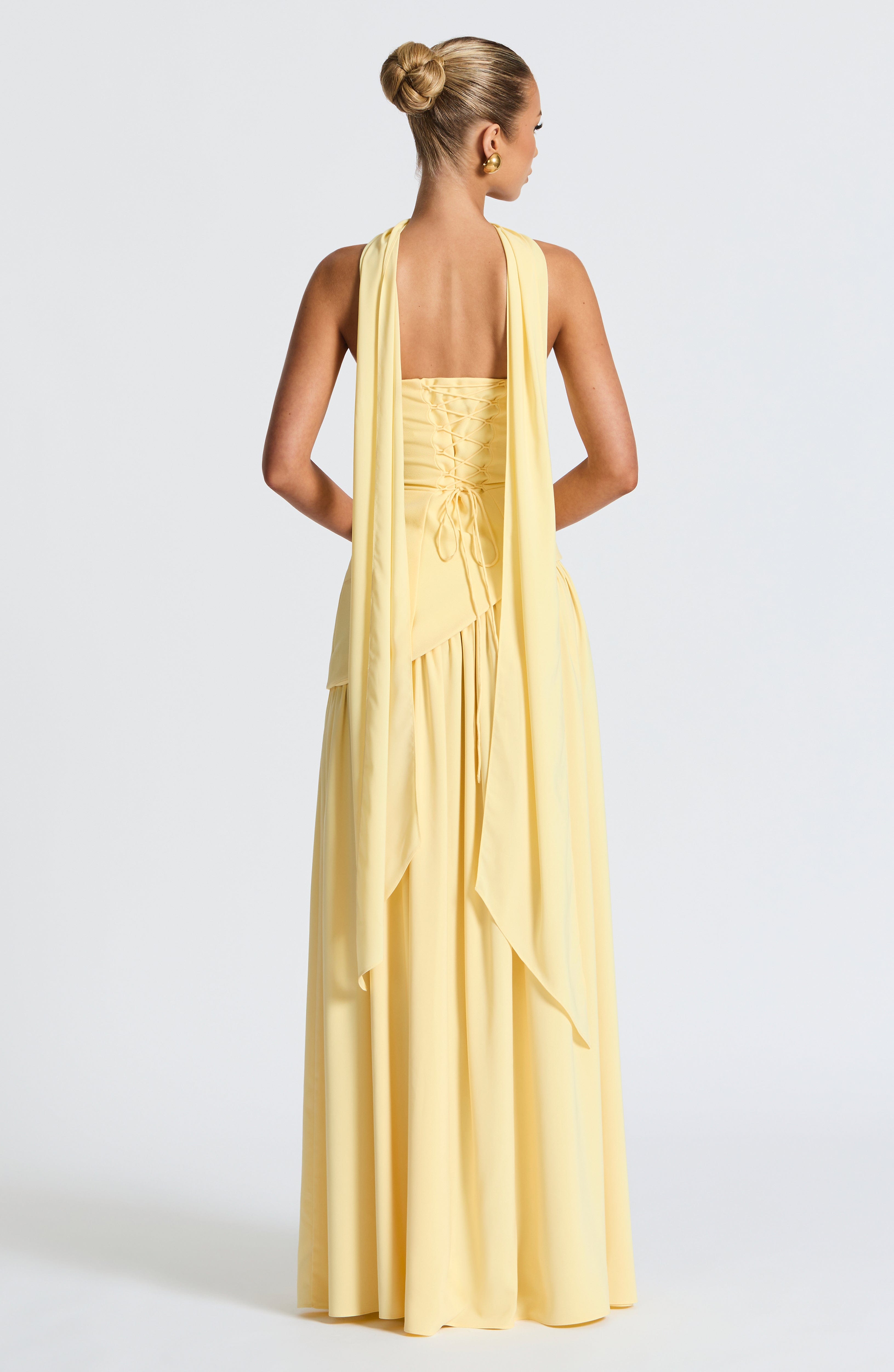 https://cdn.shopify.com/s/files/1/0811/5545/7372/files/maliyah-maxi-dress-lemon-dress-babyboo-fashion-1154263794.jpg?v=1747667034
