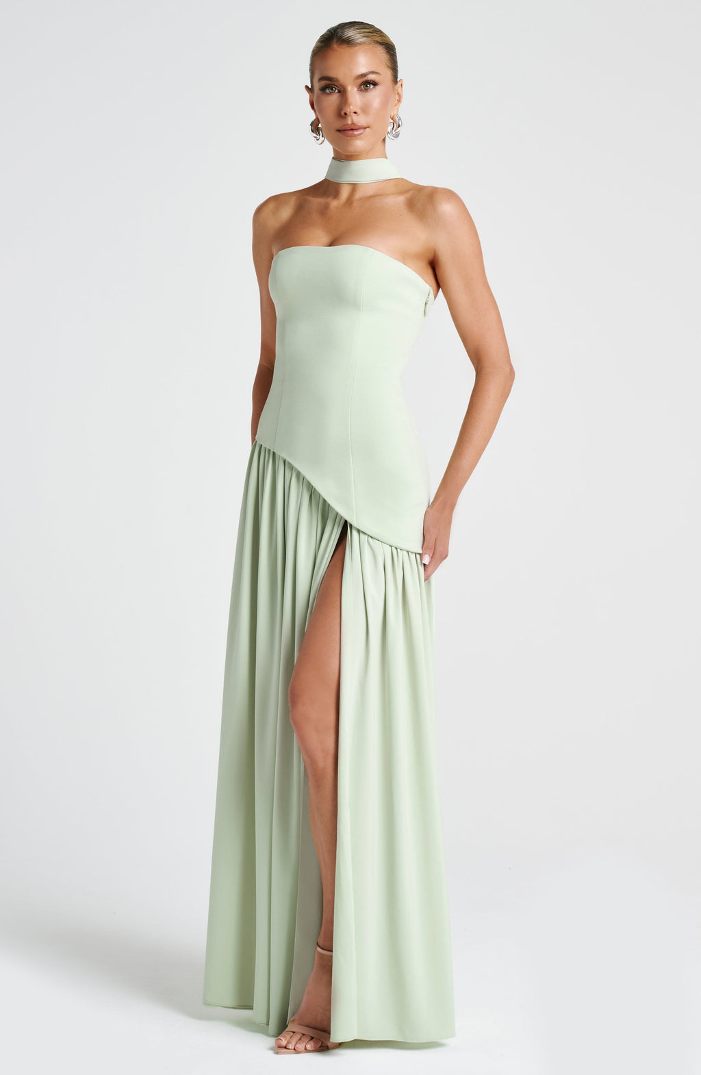 https://cdn.shopify.com/s/files/1/0811/5545/7372/files/maliyah-maxi-dress-mint-dress-babyboo-fashion-1146327222.jpg?v=1747667034