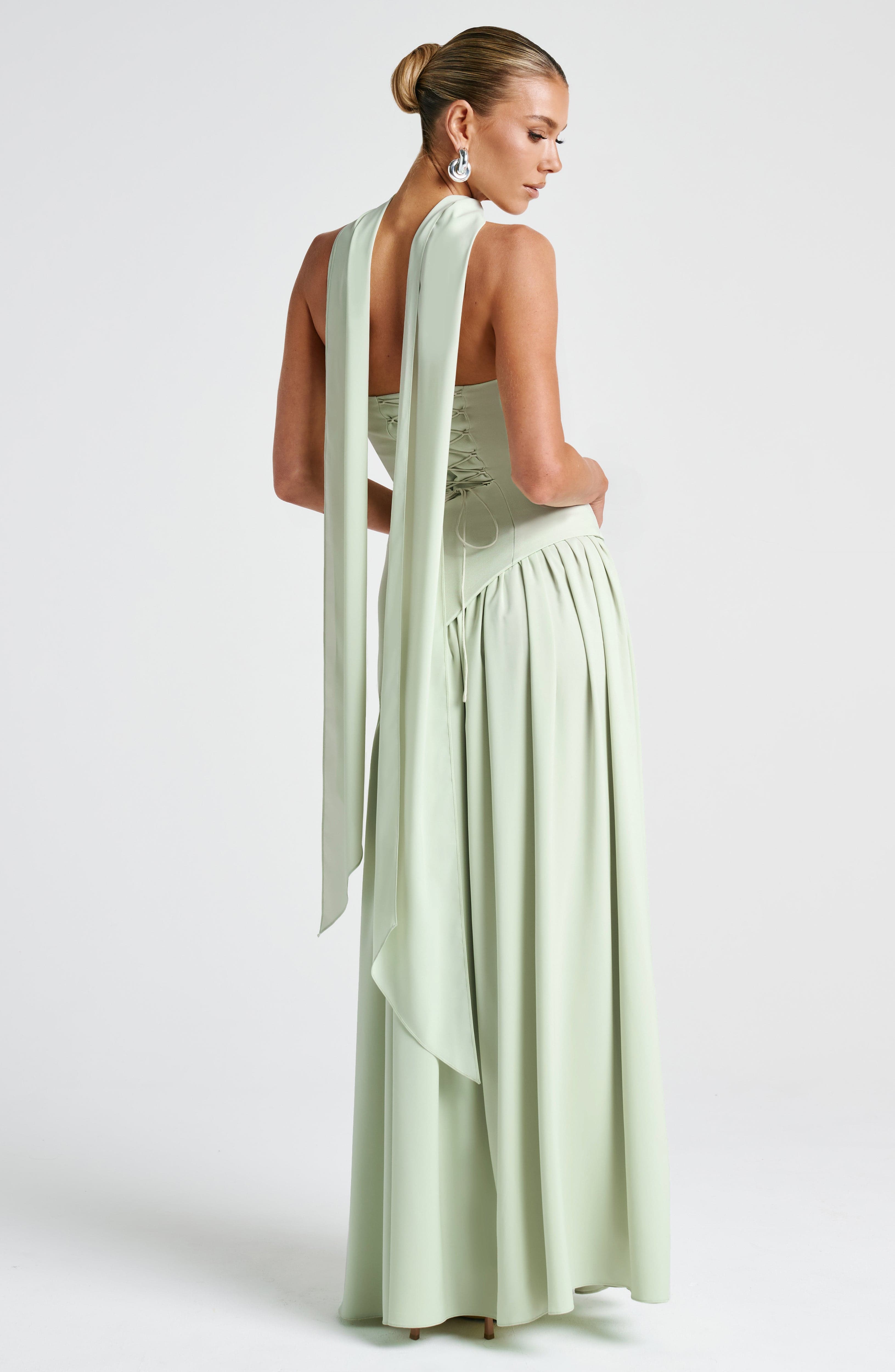 https://cdn.shopify.com/s/files/1/0811/5545/7372/files/maliyah-maxi-dress-mint-dress-babyboo-fashion-1146327224.jpg?v=1747667034