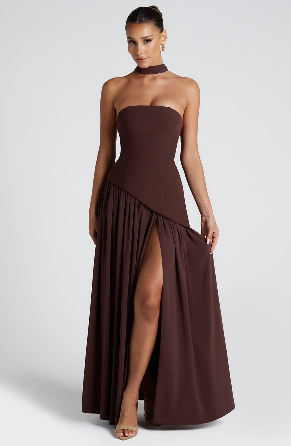 https://cdn.shopify.com/s/files/1/0811/5545/7372/files/maliyah-maxi-dress-plum-brown-dress-babyboo-fashion-1122207127.jpg?v=1747667033